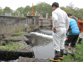 2012a9.gif(37511 byte)